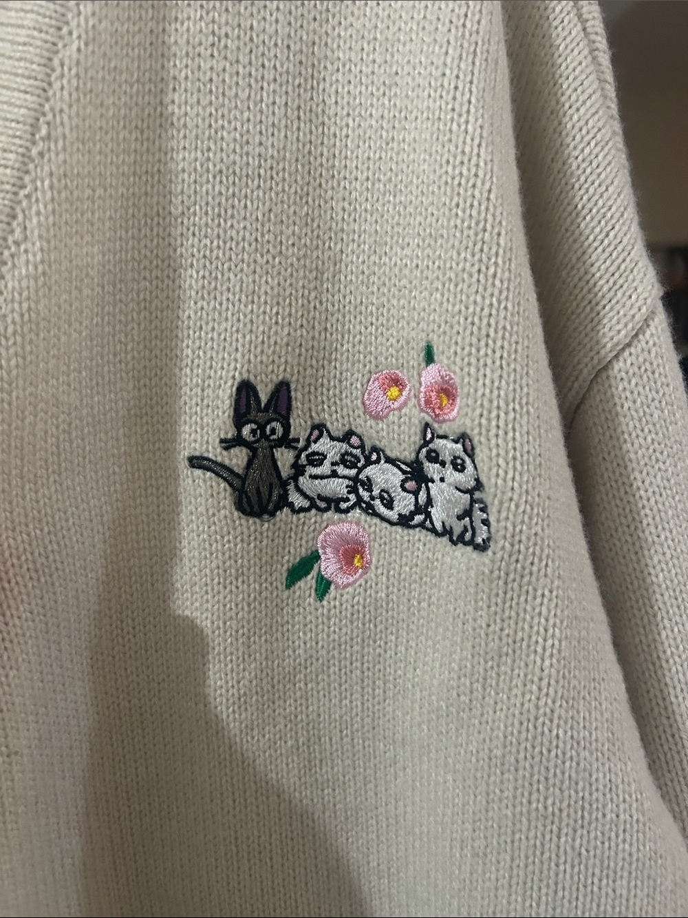 Her Universe Studio Ghibli Cream Knit Sweater - Picture 4 of 7